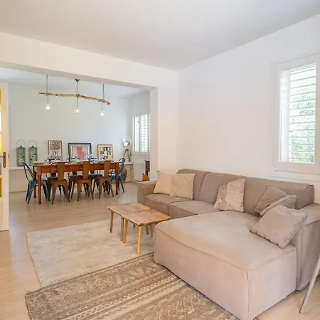 فيلة Spacious In Costa Brava